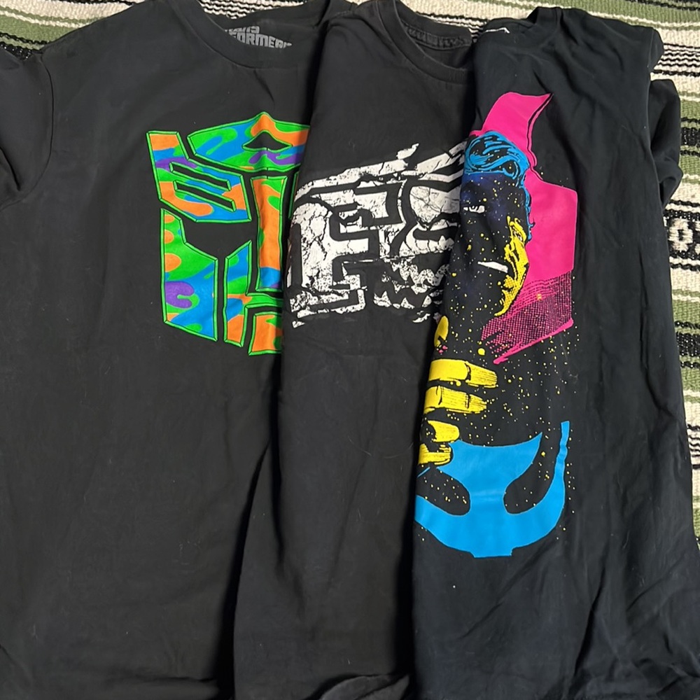 Lot of 3 mens small tees